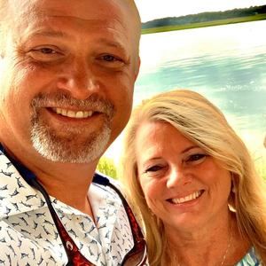 Meet your Posher, Sandy